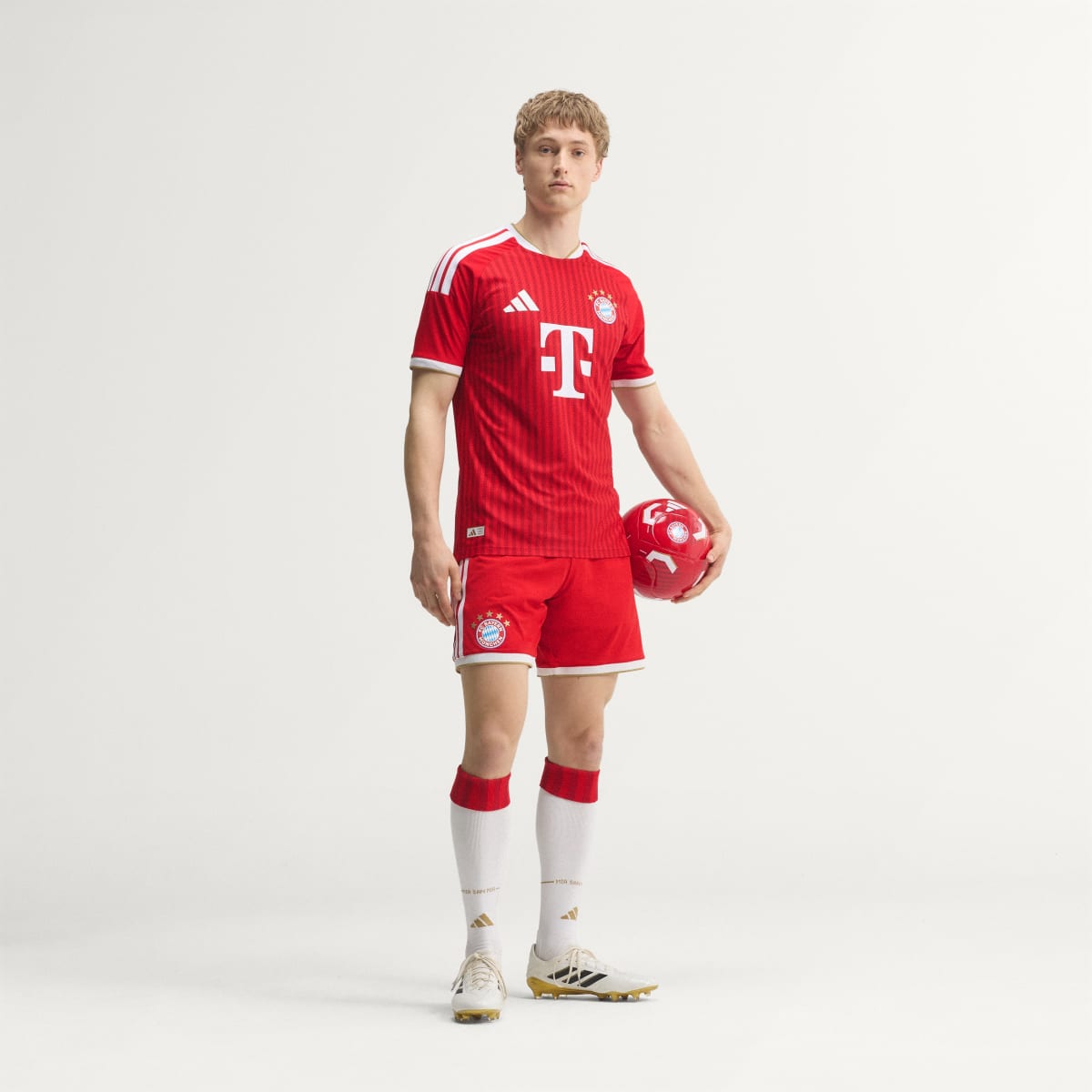 Men's Adidas FC Bayern Authentic Home 2026/27 Jersey - Image 9