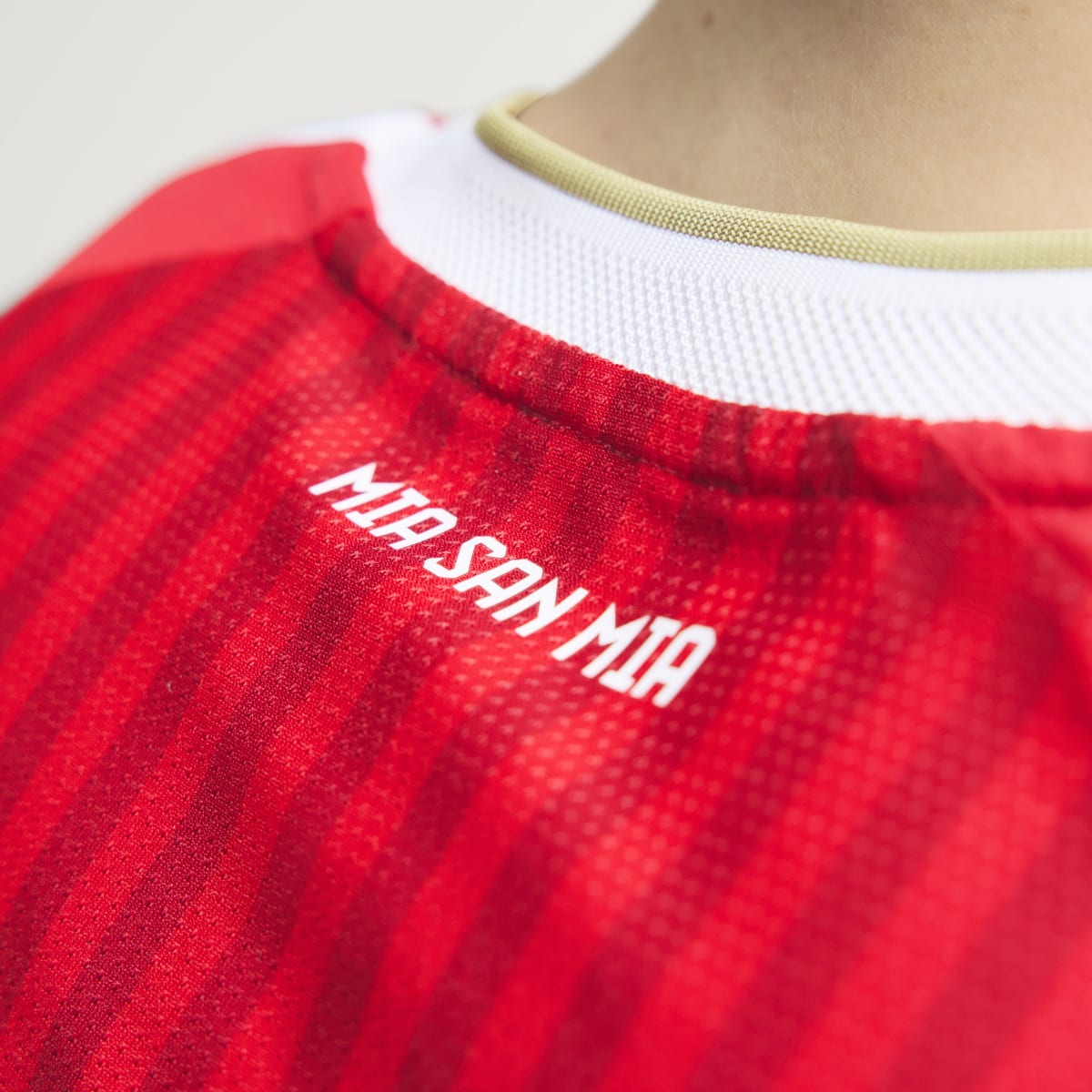 Men's Adidas FC Bayern Authentic Home 2026/27 Jersey - Image 11