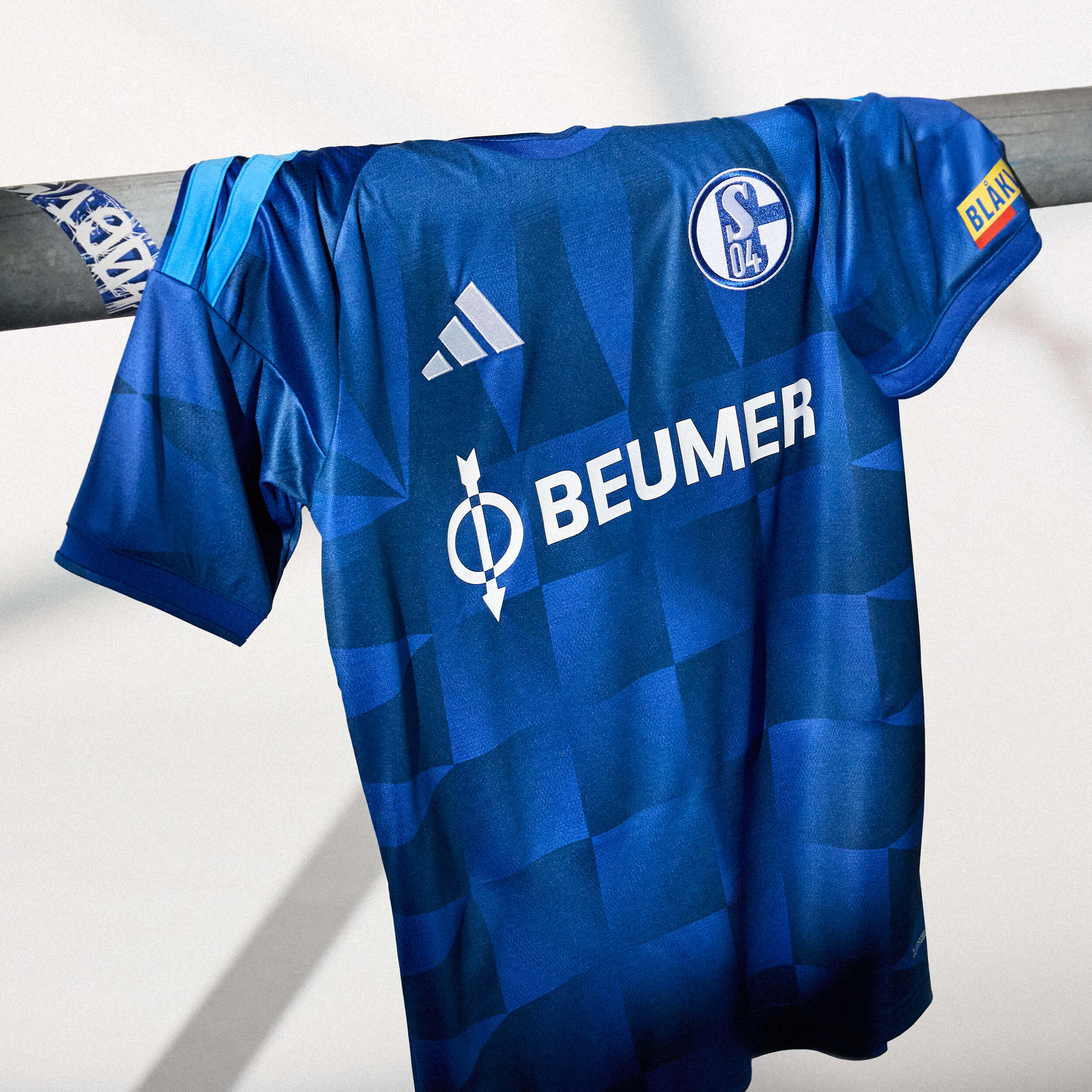 Men's Adidas FC Schalke 04 Standard 2026 Jersey - Image 8